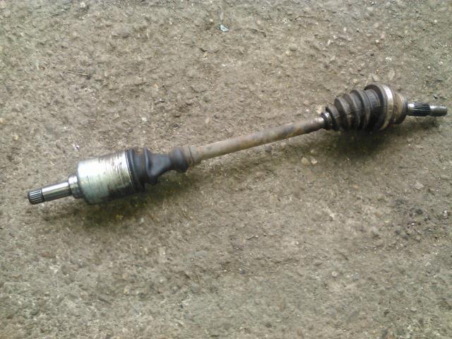 Cardan gauche (transmission)