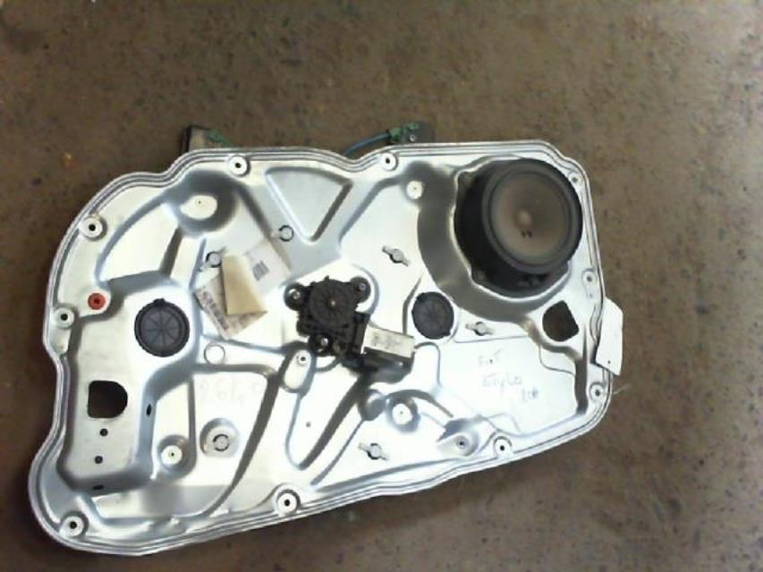 Alzacristalli elettrico anteriore destro FIAT STILO BREAK Diésel - 1