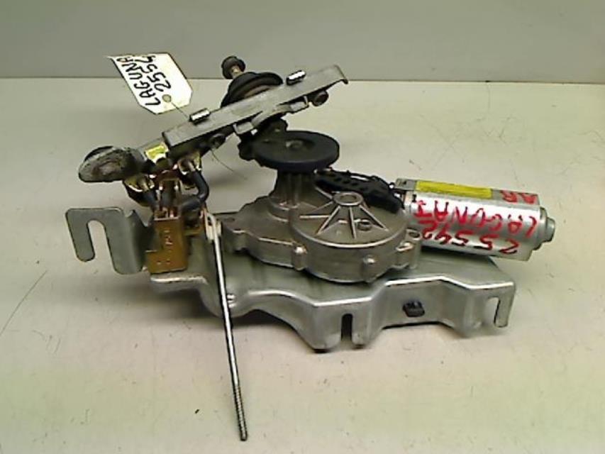 Moteur essuie glace arriere
