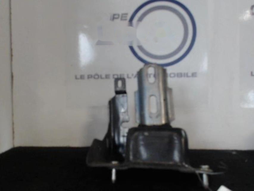 Support moteur gauche