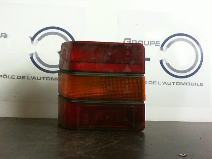 Feu arriere principal gauche (feux)