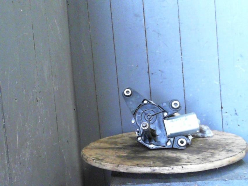 Moteur essuie glace arriere