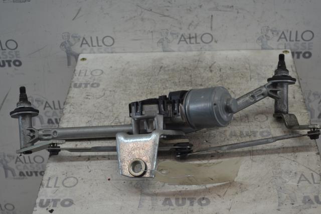 Moteur essuie glace avant