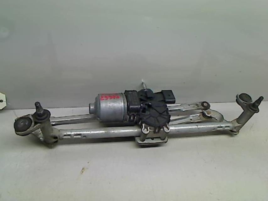 Moteur essuie glace avant