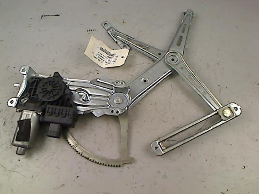 Leve vitre electrique avant droit