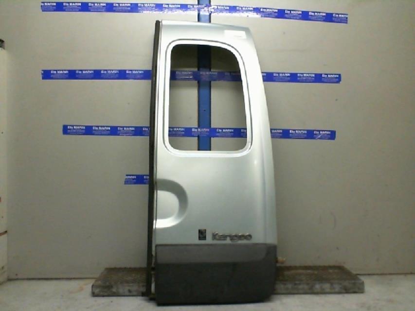 Puerta del maletero derecha