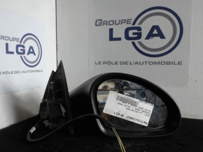 Retrovisor derecho