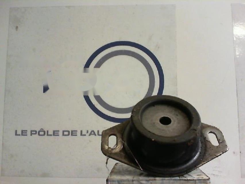 Support moteur gauche