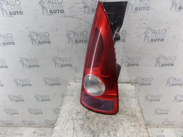 Fanale posteriore principale destro (luci)