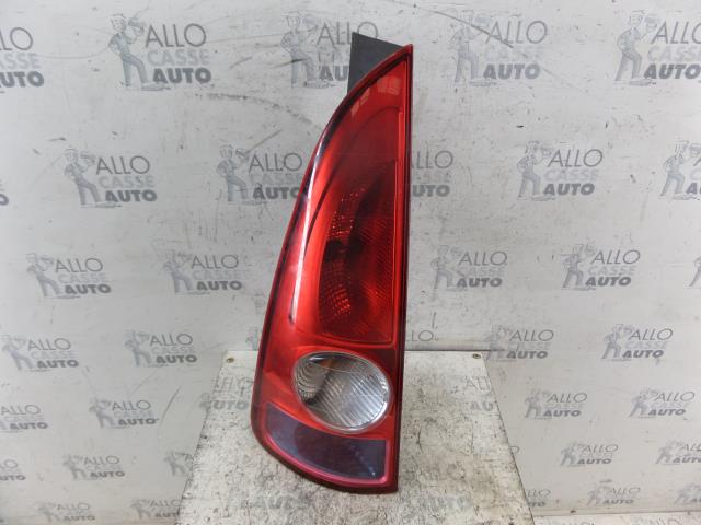 Fanale posteriore principale sinistro (luci)