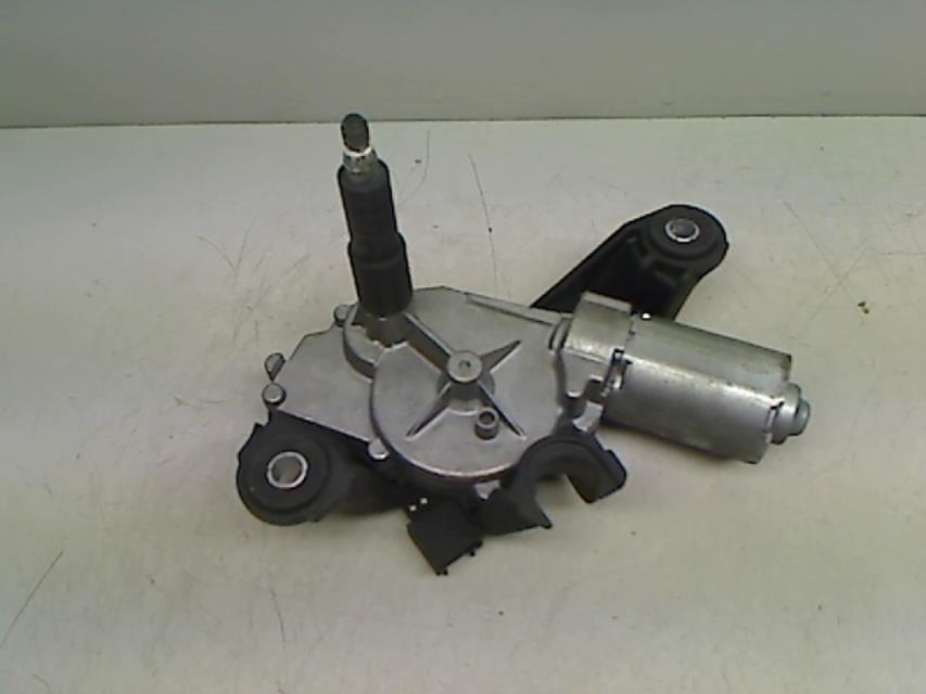 Moteur essuie glace arriere