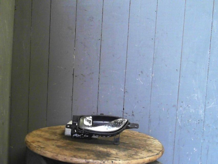 Poignee interieur avant droit
