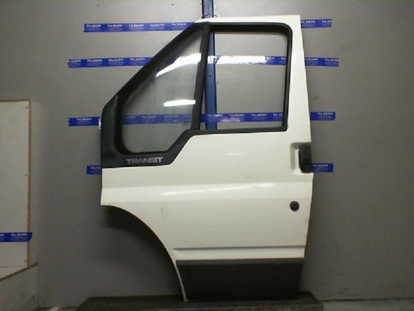 Porte avant gauche