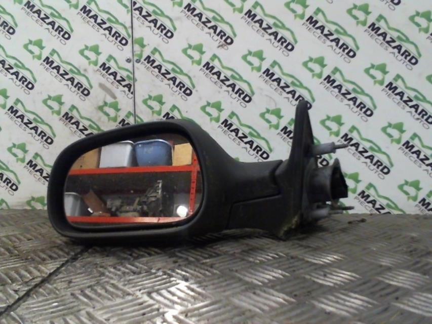 Specchietto retrovisore sinistro