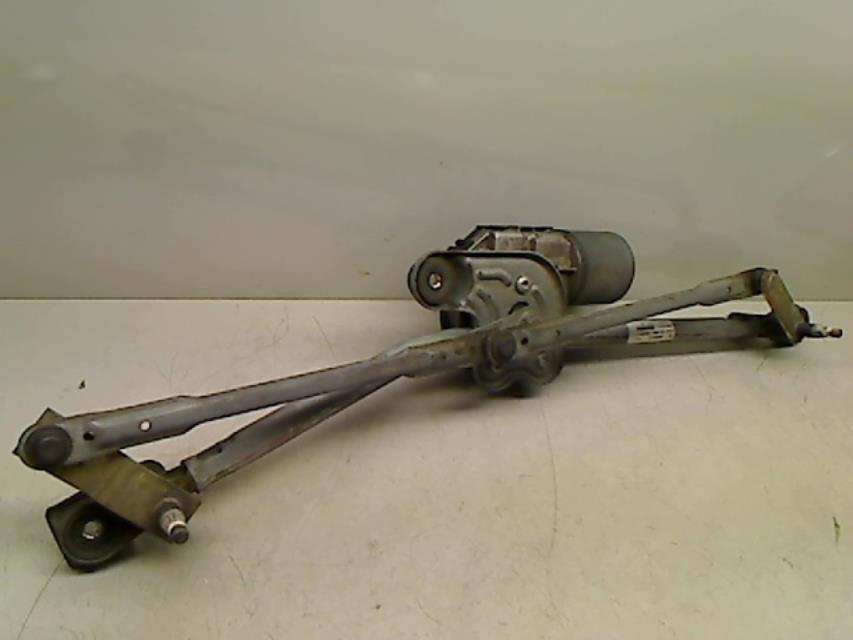 Moteur essuie glace avant
