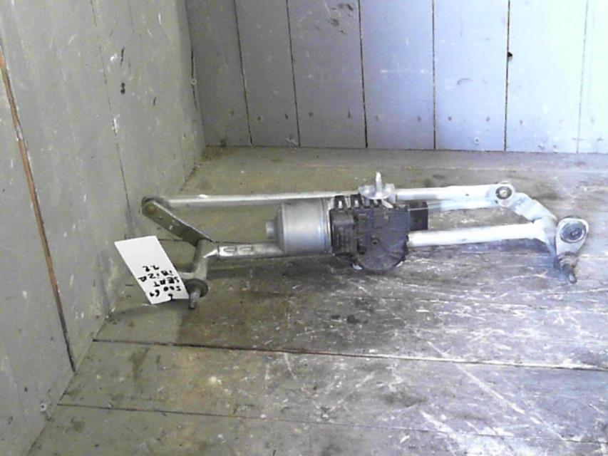 Moteur essuie glace avant