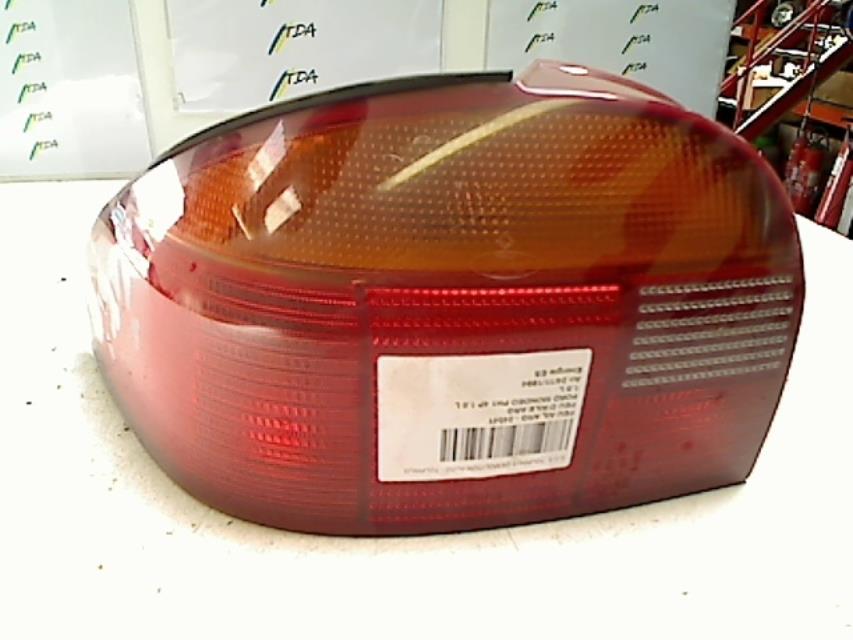 Fanale posteriore principale sinistro (luci)