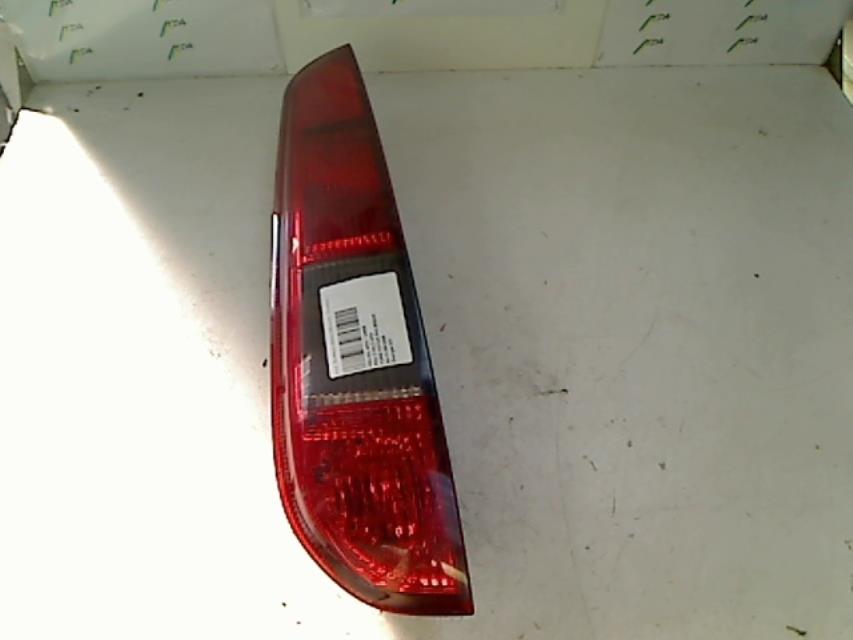 Fanale posteriore principale sinistro (luci)