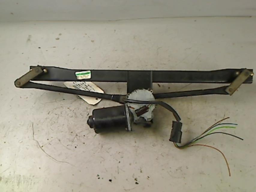 Moteur essuie glace avant