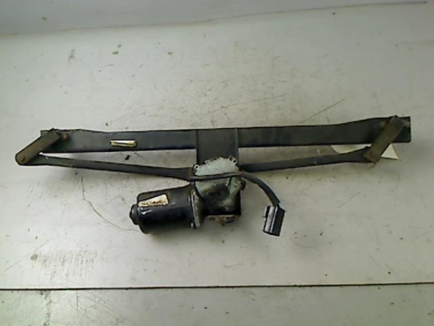 Moteur essuie glace avant