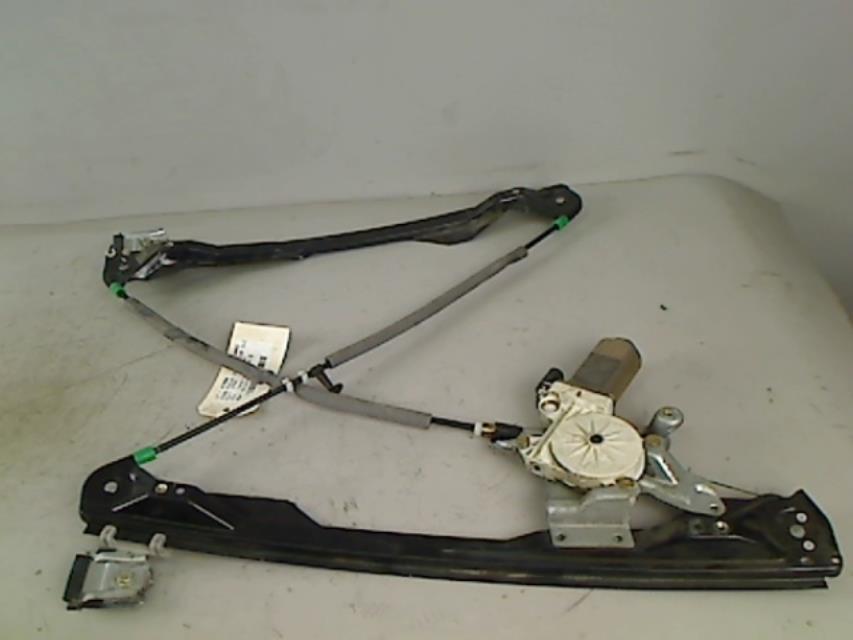 Leve vitre electrique avant droit