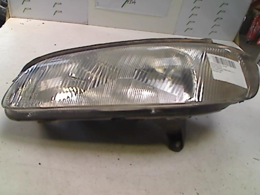 Óptica delantera principal izquierda (luces) (faro)