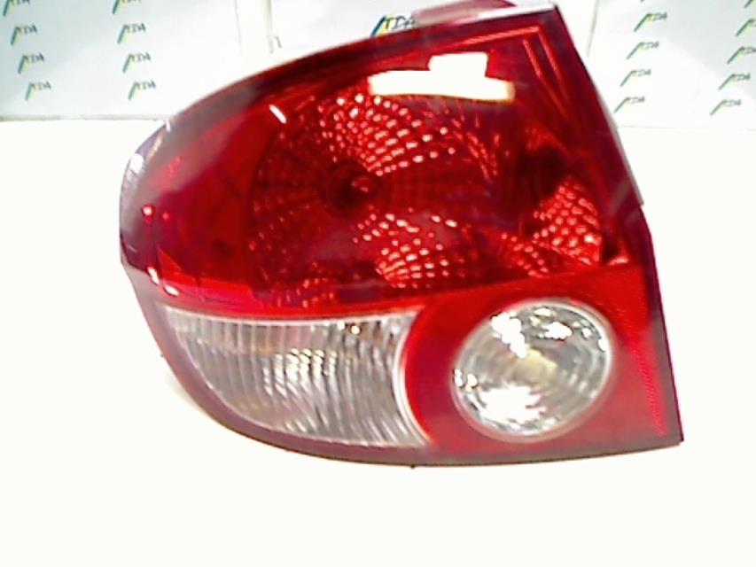 Fanale posteriore principale sinistro (luci)