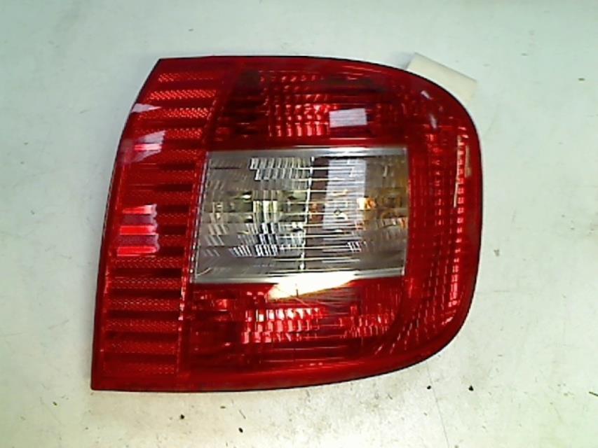 Fanale posteriore principale sinistro (luci)