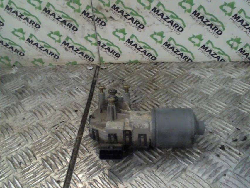 Moteur essuie glace avant