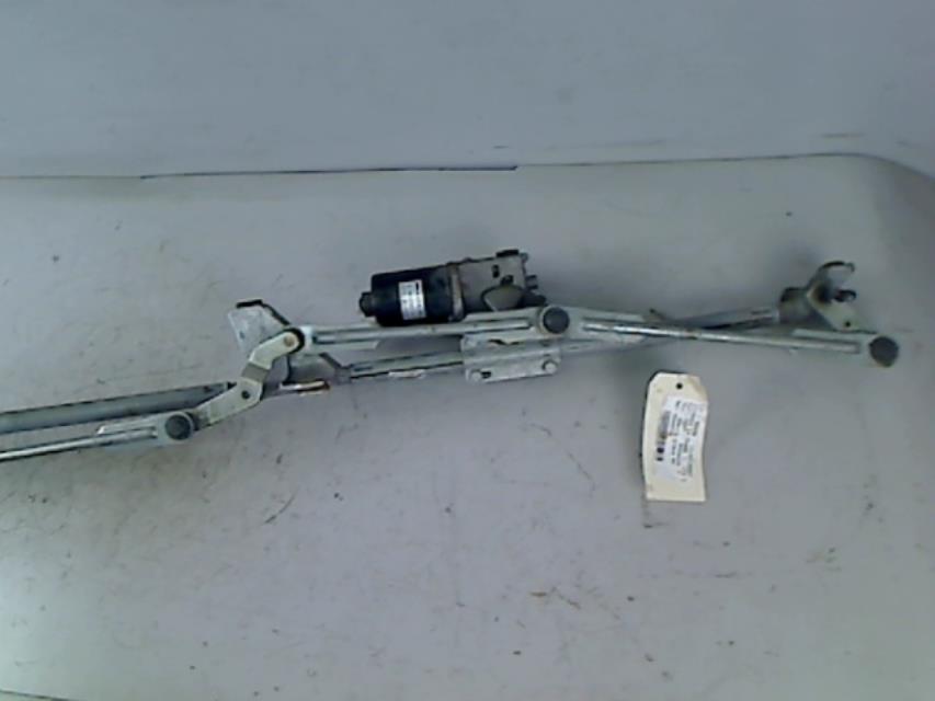 Moteur essuie glace avant