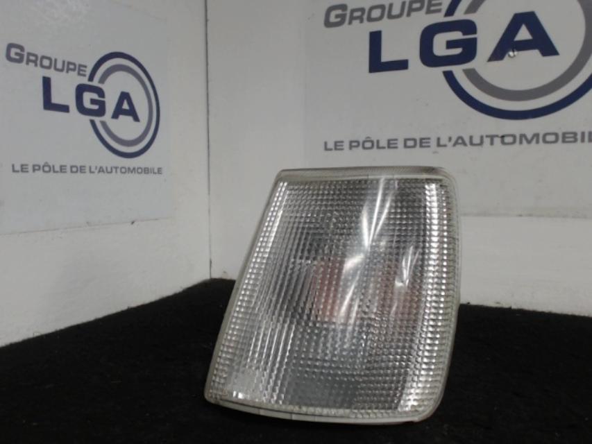 Optique avant secondaire gauche (feux)(clignotant)