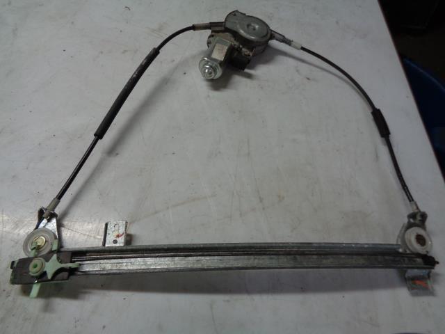 Leve vitre electrique avant droit