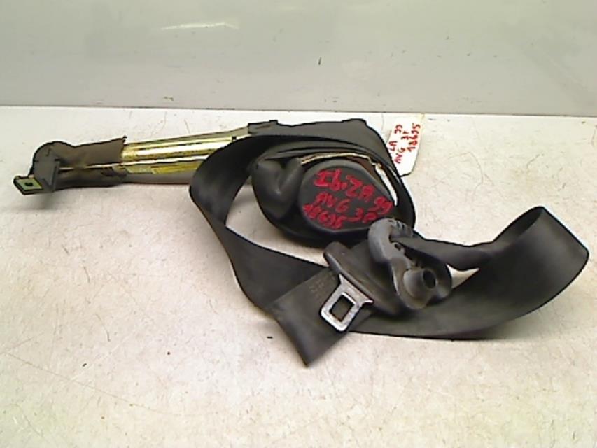 Ceinture avant gauche