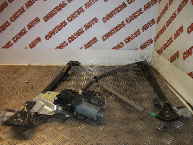 Leve vitre electrique avant droit