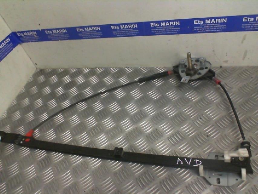 Alzacristalli manuale anteriore destro