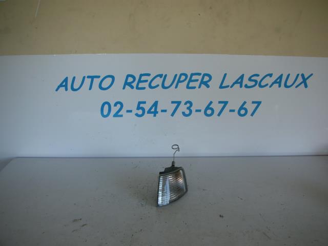 Optique avant secondaire gauche (feux)(clignotant)
