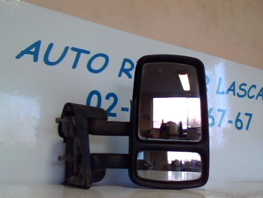 Retrovisor derecho