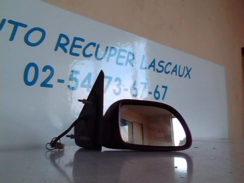 Retrovisor derecho