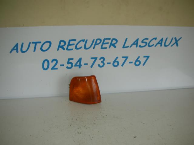 Gruppo ottico anteriore secondario destro (luci)(freccia)