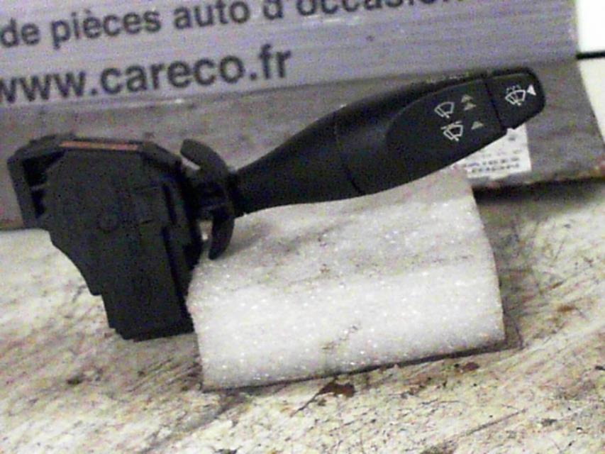 Commodo d'essuie glaces