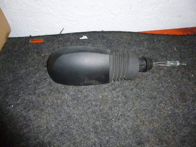 Retrovisor izquierdo