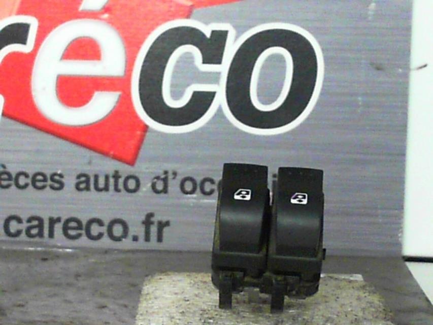 Interrupteur de leve vitre