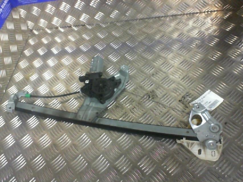 Leve vitre electrique avant droit