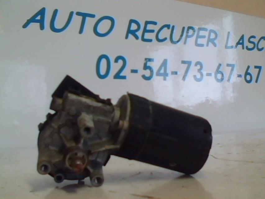 Moteur essuie glace avant