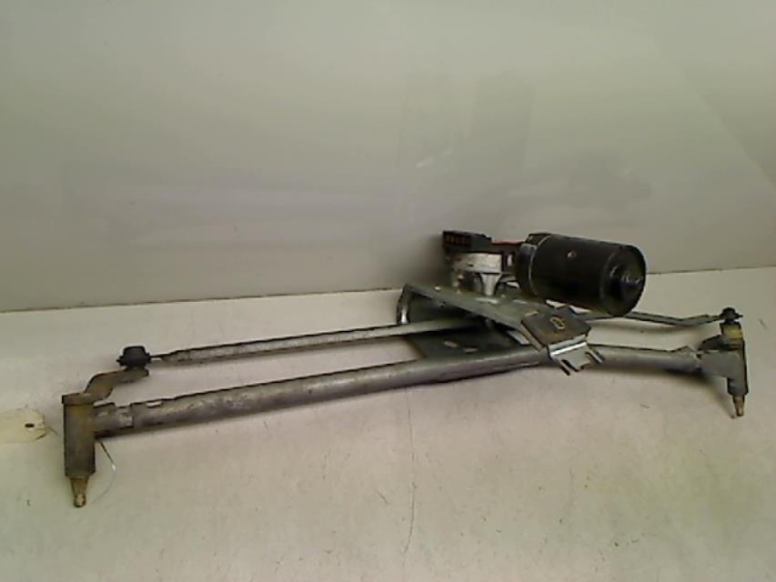 Moteur essuie glace avant