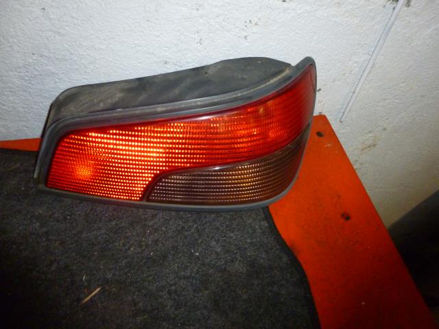 Fanale posteriore principale destro (luci)
