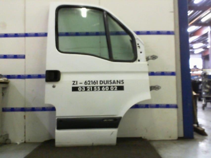 Porte avant droit