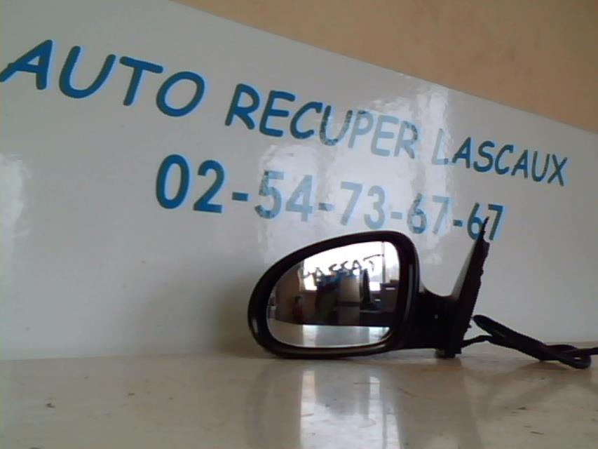 Specchietto retrovisore sinistro
