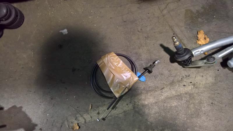 Cable ouverture capot