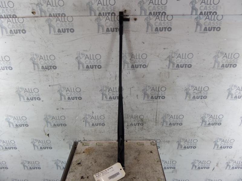 Braccio tergicristallo anteriore destro